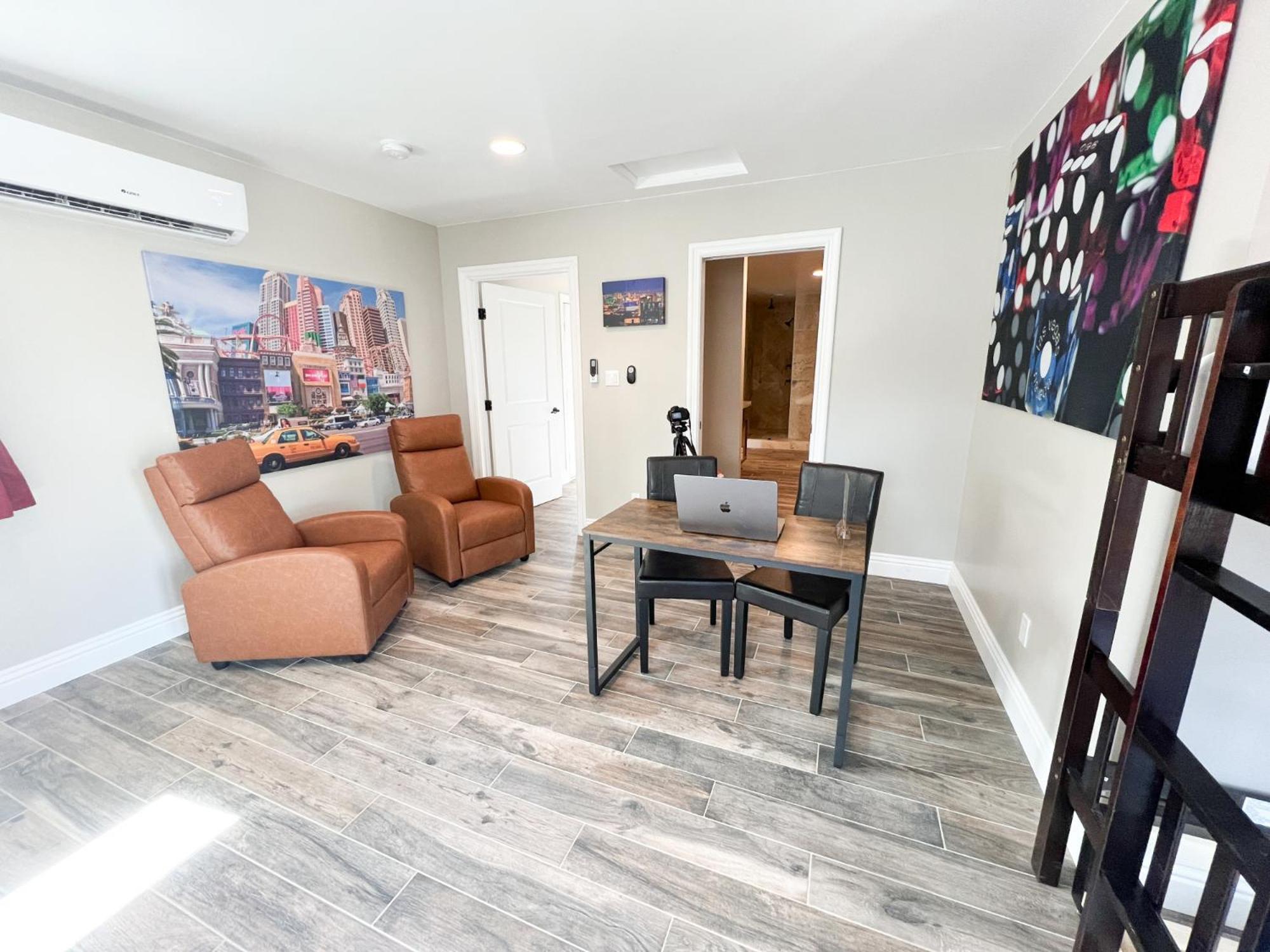 Lux Private Home - Pool, Billiards, 8 Smart Tvs, Board Games, Cotton Bedding - The Stone Sanctuary At Mccullough Hills Trailhead Las Vegas Buitenkant foto