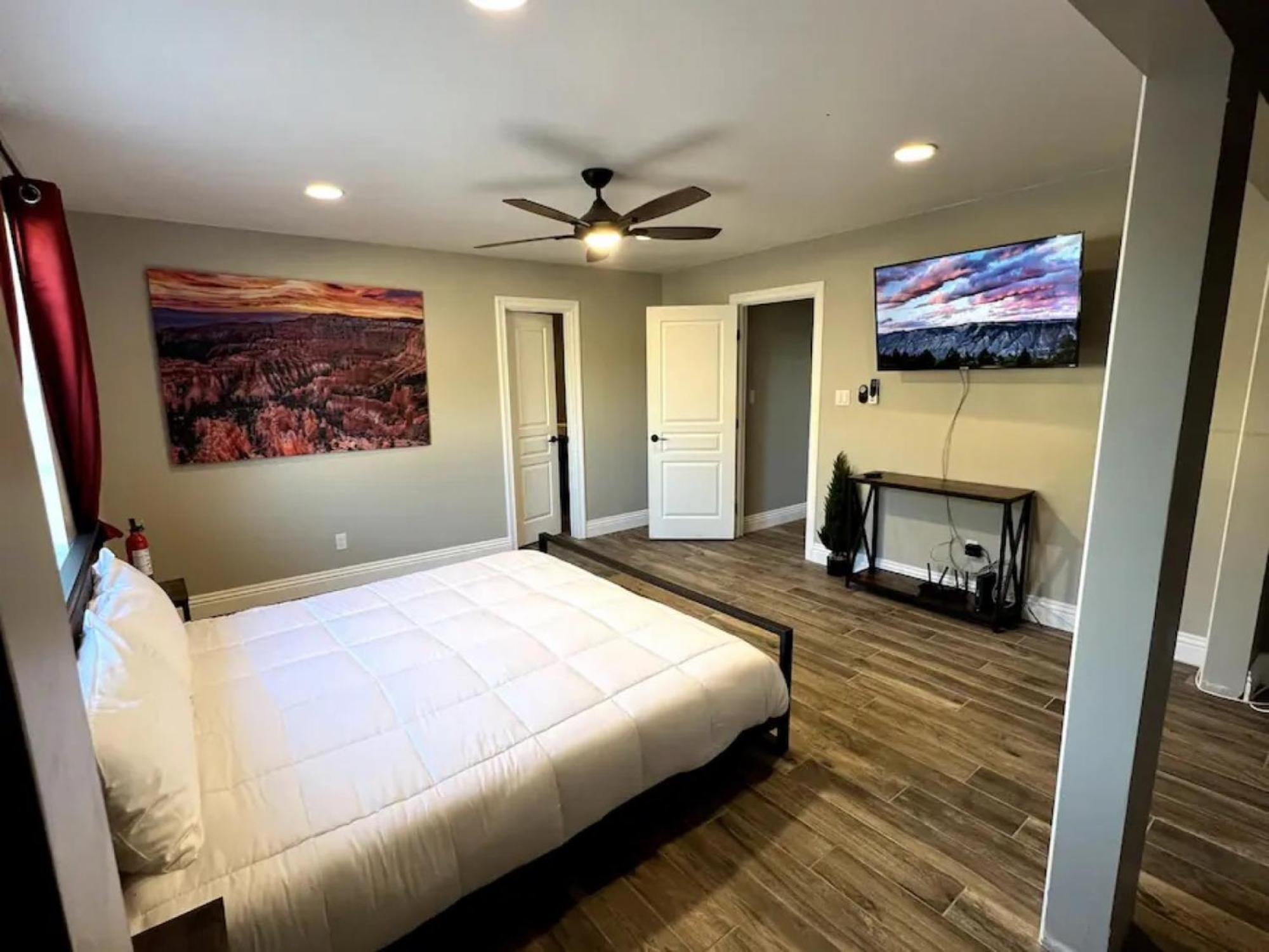Lux Private Home - Pool, Billiards, 8 Smart Tvs, Board Games, Cotton Bedding - The Stone Sanctuary At Mccullough Hills Trailhead Las Vegas Buitenkant foto