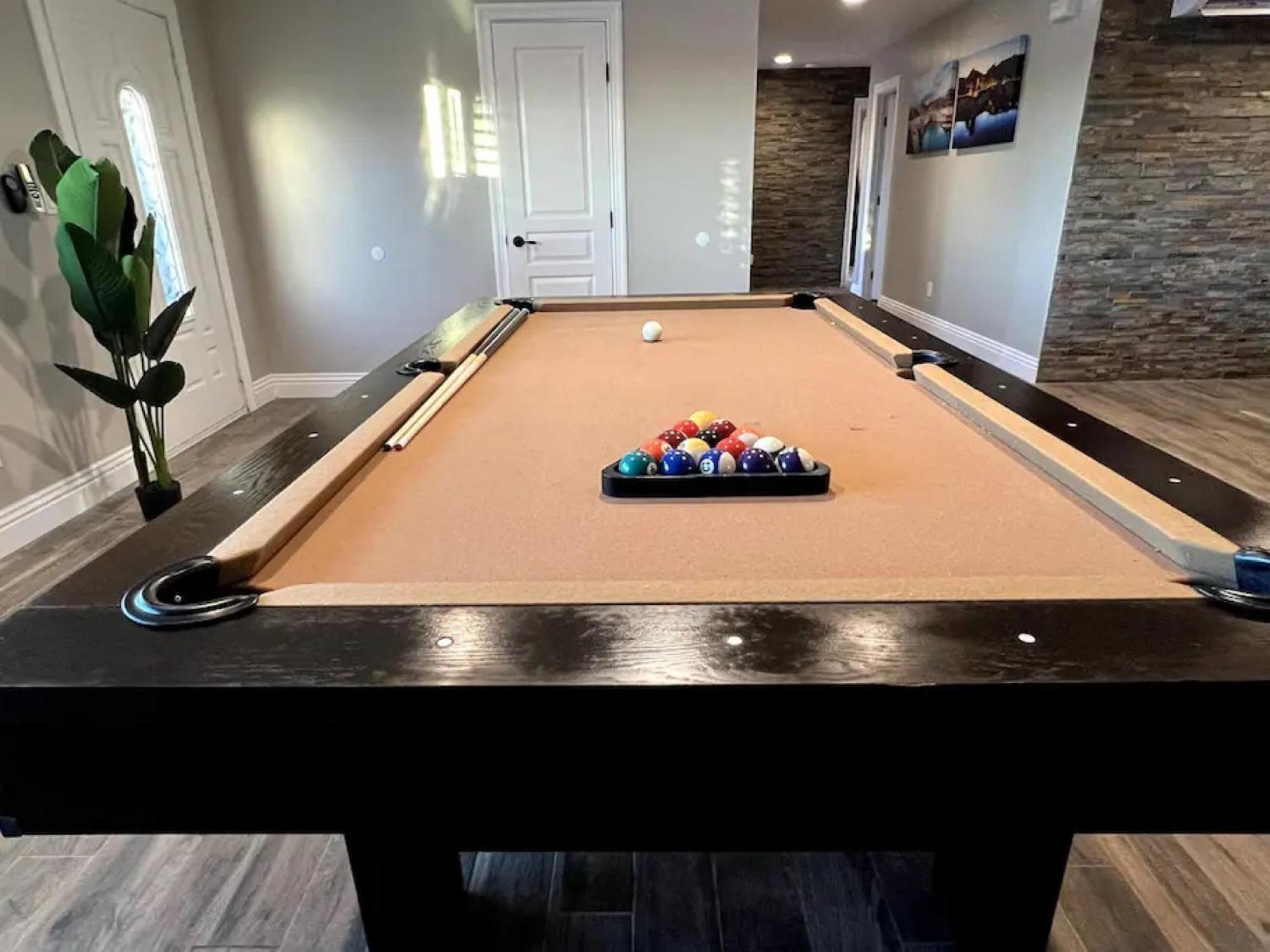 Lux Private Home - Pool, Billiards, 8 Smart Tvs, Board Games, Cotton Bedding - The Stone Sanctuary At Mccullough Hills Trailhead Las Vegas Buitenkant foto